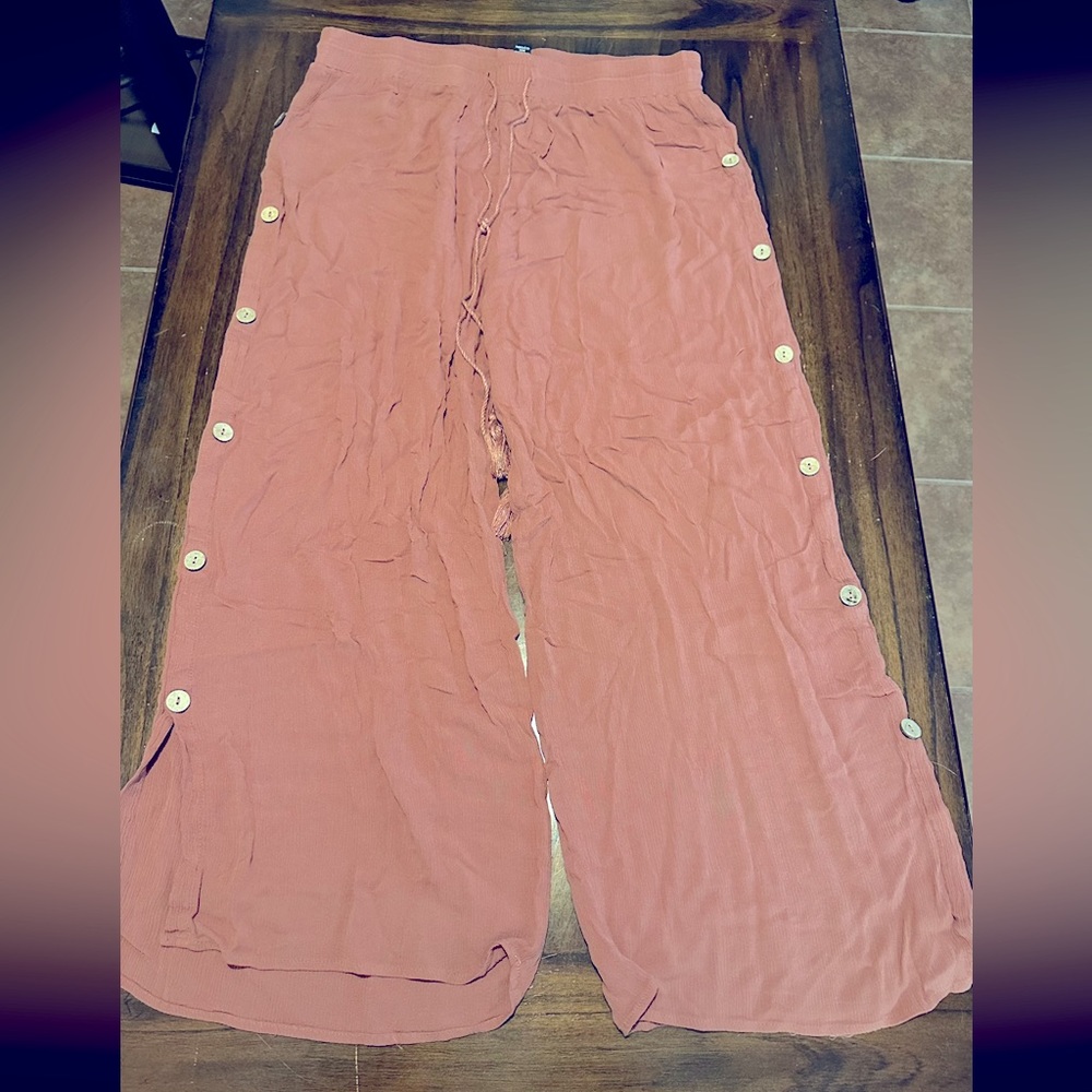 Plus size Slit-leg Crinkle pants/ Rust pink color